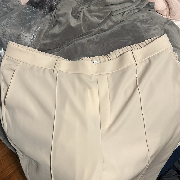 NWT Vince. Sandstone Beige Tapered Cuff Crop Tailored Pull-on Pants XXXL - Picture 11 of 11